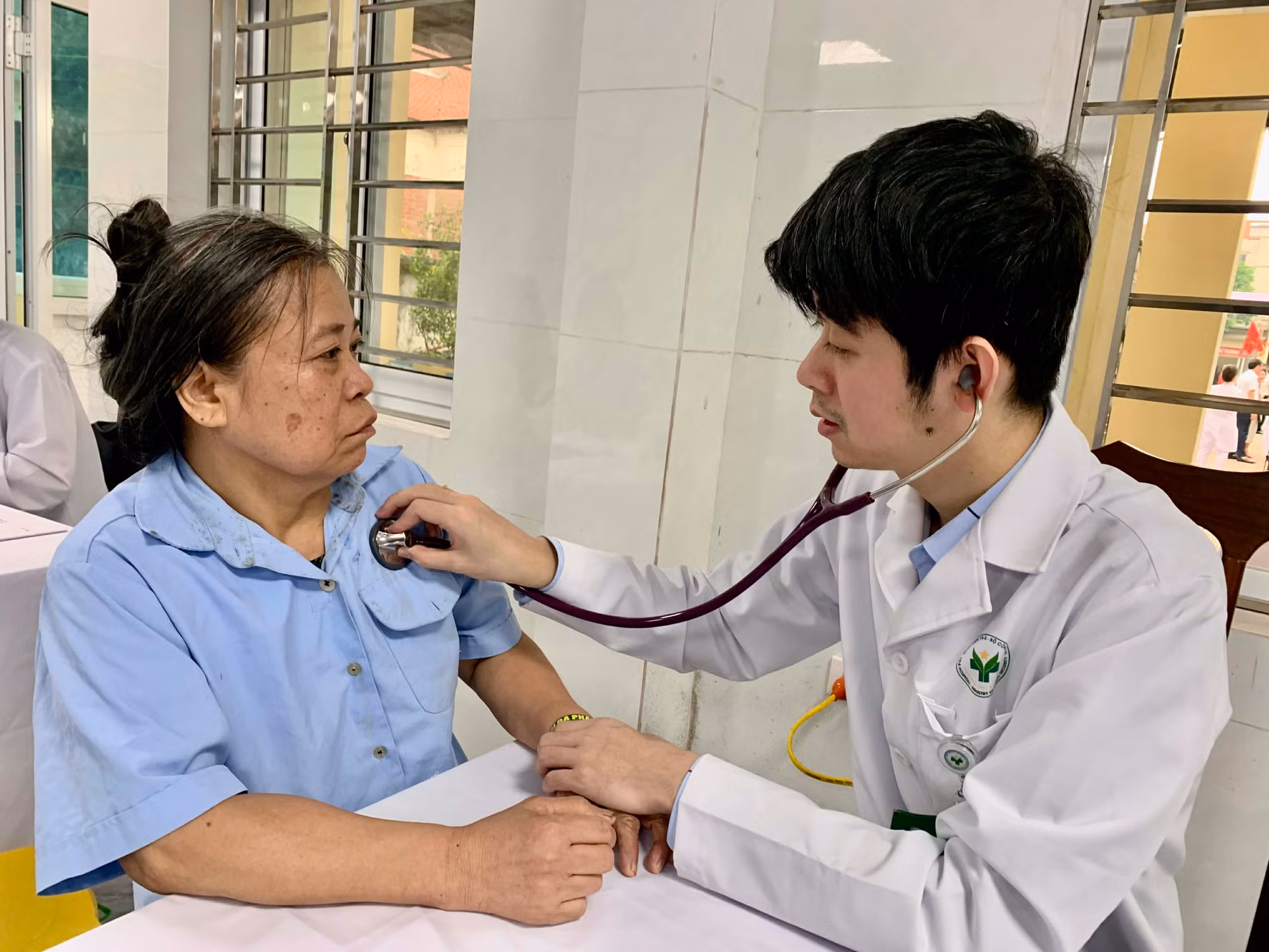 Mỗi năm, người dân được khám sức khoẻ định kỳ miễn phí gồm những danh mục nào? -0