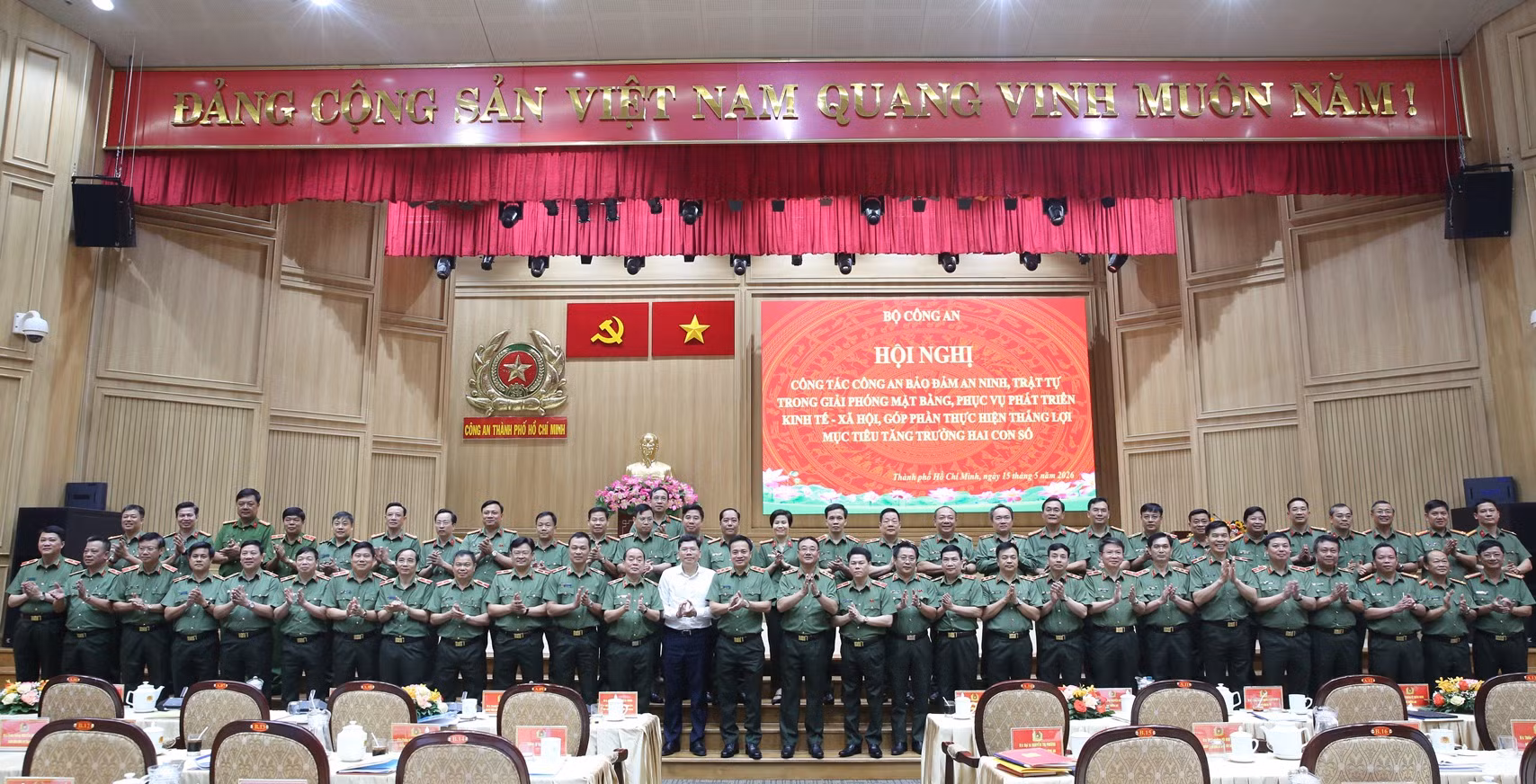 Thứ trưởng Phạm Thế Tùng: Giải phóng mặt bằng phải lấy lợi ích của nhân dân làm trung tâm -0
