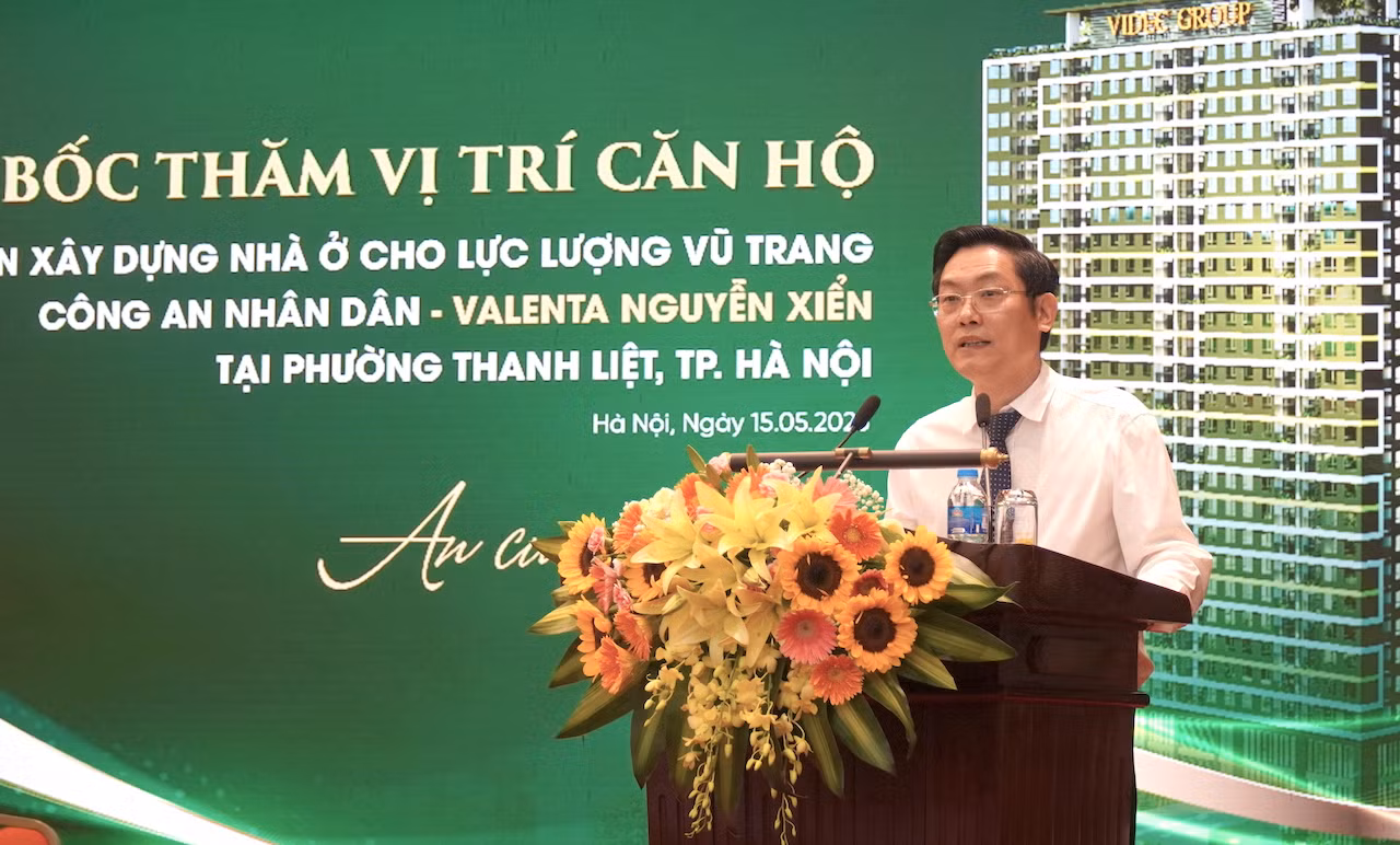 Bộ Công an lần đầu tiên tổ chức cho hơn 200 cán bộ, chiến sĩ bốc thăm vị trí nhà ở xã hội -1