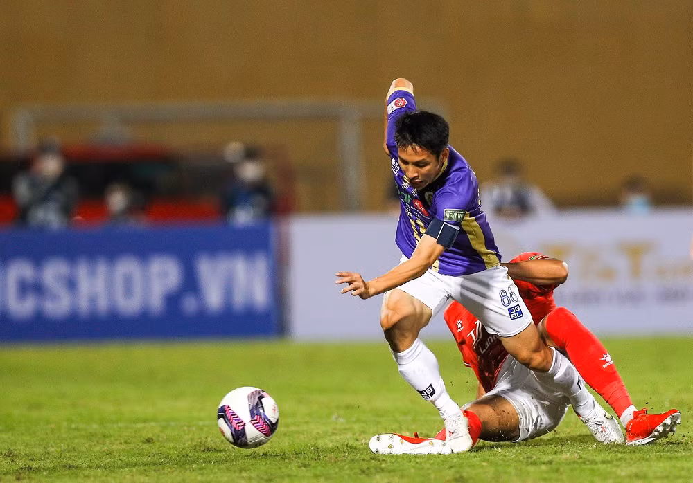 Sau 3 trận bị hoãn, Hà Nội FC có điểm đầu tiên tại V.league 2022 -0