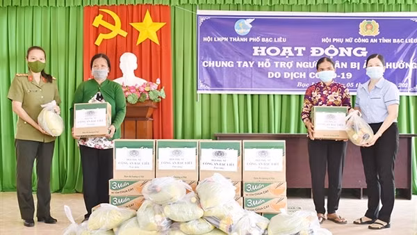 Công an Bạc Liêu thực hiện hiệu quả Tháng hành động vì an toàn thực phẩm ảnh 3