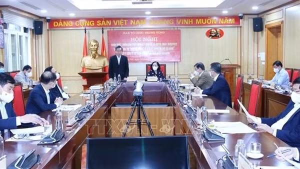 Quán triệt thực hiện quy định về bảo vệ chính trị nội bộ Đảng