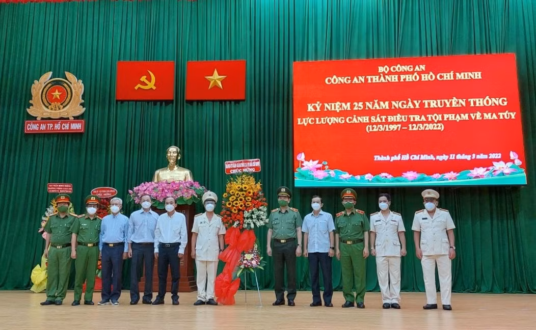 Lực lượng Cảnh sát ma túy Công an TP Hồ Chí Minh lập nhiều chiến công xuất sắc -0