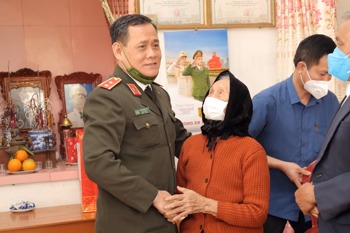 Thanh niên tình nguyện vì môi trường, chung tay giúp nhân dân đẩy lùi dịch bệnh -0