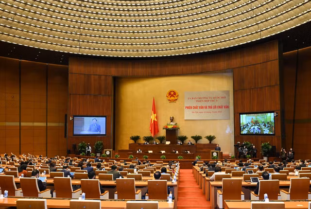 Tạm giữ, phong tỏa hơn 320 tỷ đồng, 51 bất động sản trong vụ xăng giả Đồng Nai -0