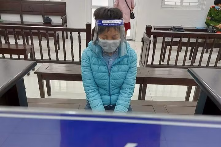 Chiếm đoạt gần 2 tỷ đồng từ lừa xuất khẩu lao động, lĩnh 14 năm tù -0