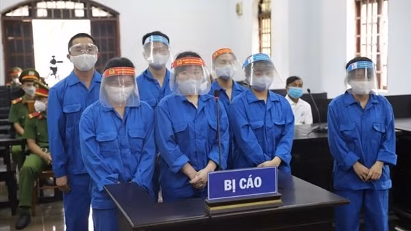 Dán ma túy vào các tờ tiền rồi mang bán cho con nghiện ảnh 3