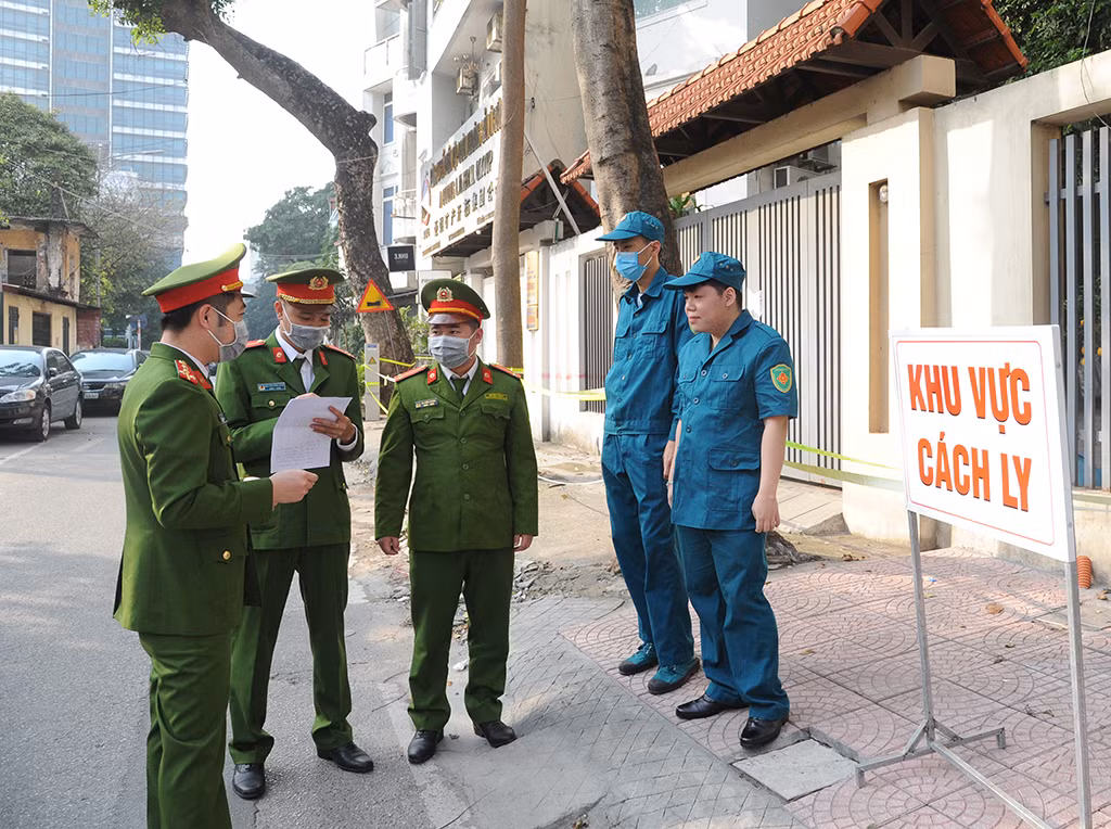 Giảm chi ngân sách khi thống nhất lực lượng tham gia bảo vệ ANTT ở cơ sở -0