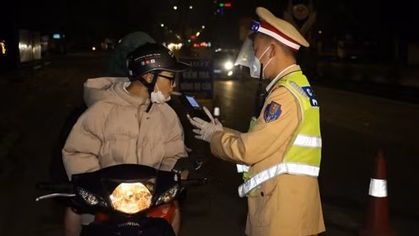 Cần thiết ban hành Luật Trật tự an toàn giao thông đường bộ: Bất cập từ sự “ôm đồm” ảnh 6