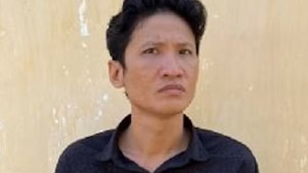 CSGT bắt đối tượng truy nã đang trên đường bỏ trốn ảnh 3
