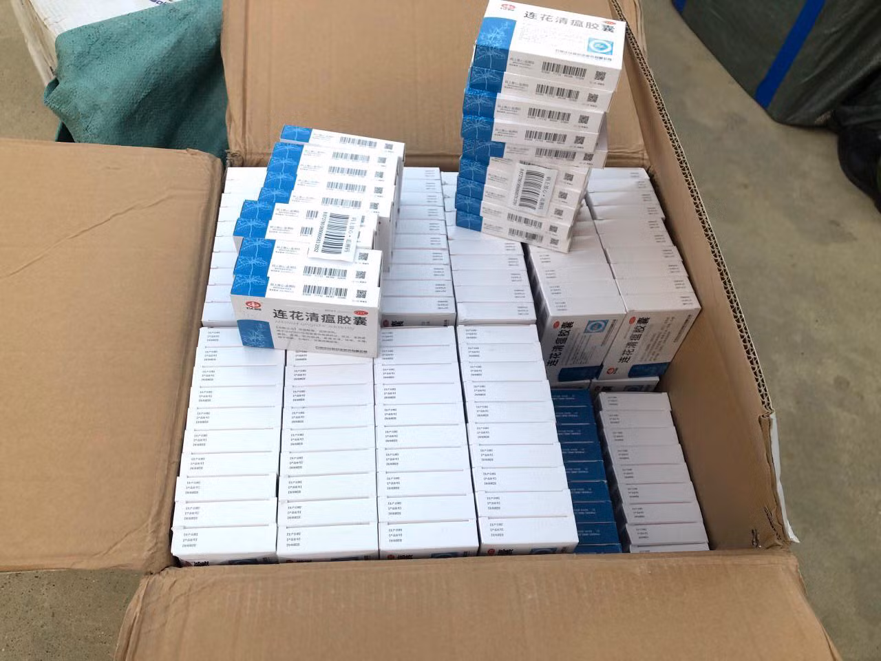  Xử phạt 5 đối tượng kinh doanh bộ kit test nhanh và thuốc điều trị COVID-19 -0