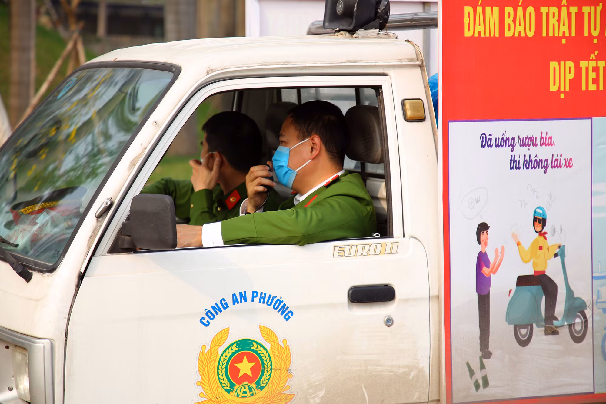 Quận Hà Đông yêu cầu siết chặt phòng dịch tại đường hoa phong linh -0