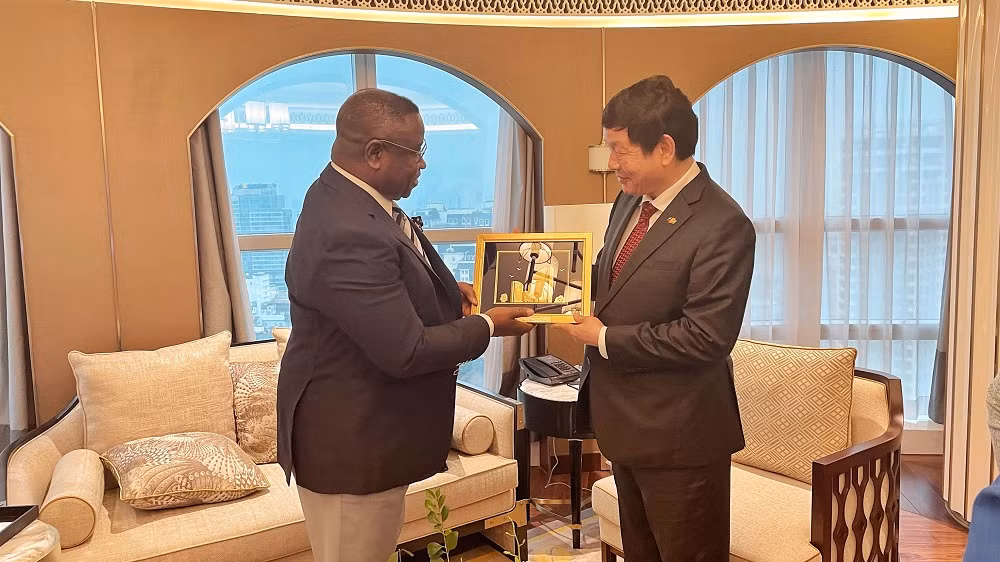 FPT hỗ trợ Chính phủ Sierra Leone đào tạo nguồn nhân lực số chất lượng cao -0