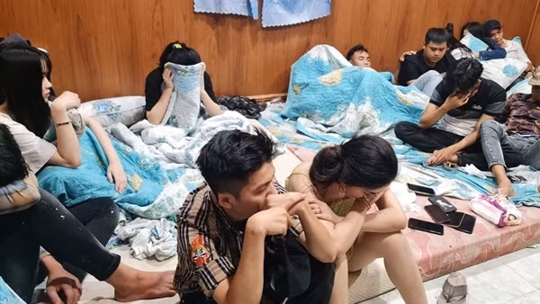Thuê khách sạn, mở "tiệc" ma túy cùng khách ngoại quốc ảnh 3