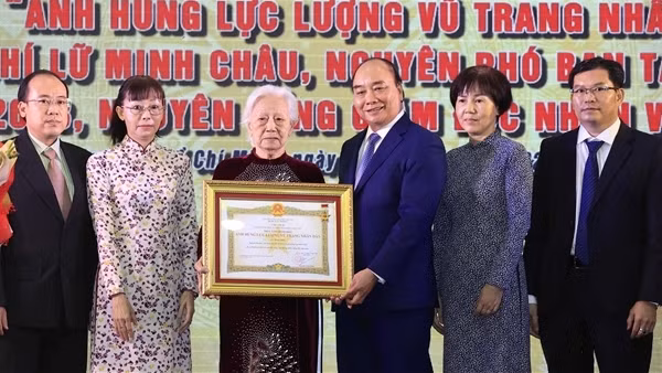 Ban Dân y Khu 5 đón nhận danh hiệu Anh hùng lực lượng vũ trang nhân dân ảnh 5
