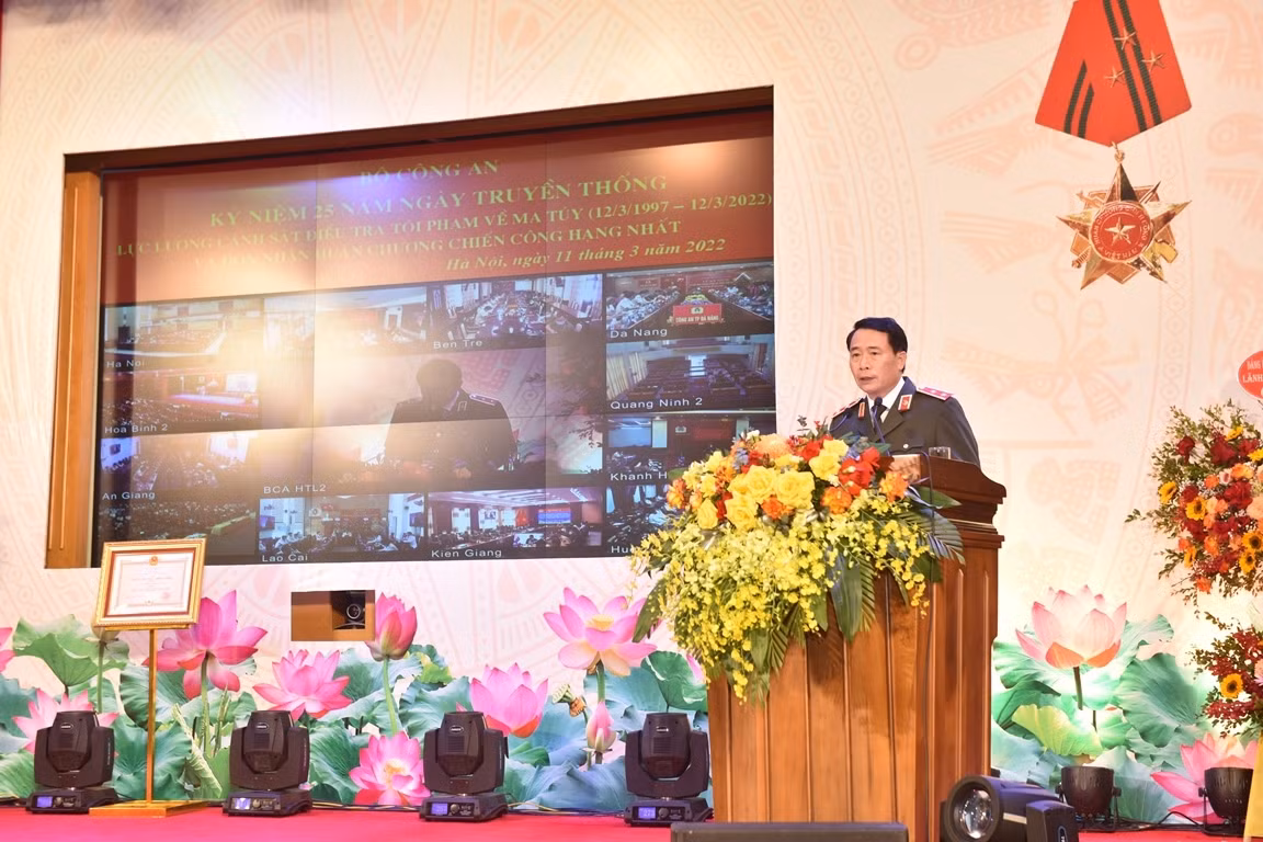 Đấu tranh không khoan nhượng với tội phạm ma tuý -0