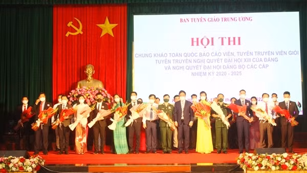 Hội thi "Học sinh, sinh viên giỏi nghề" ảnh 2