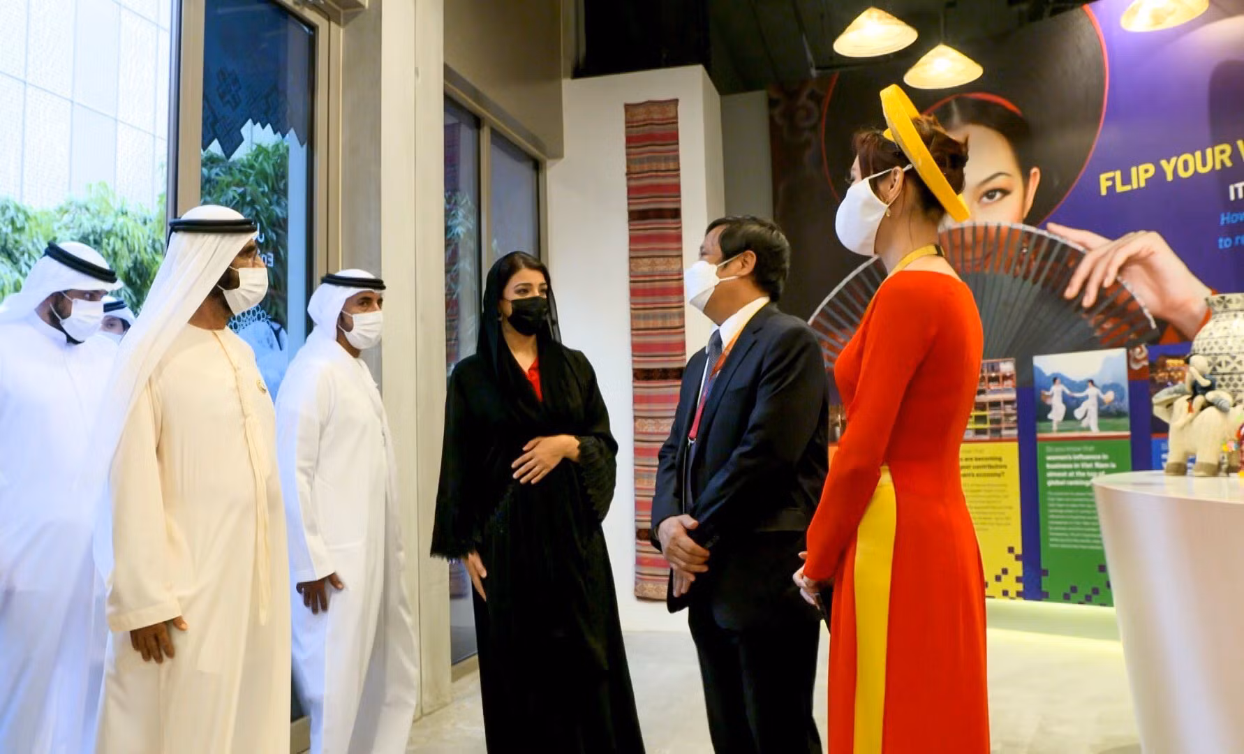 Quốc vương Dubai, Thủ tướng UAE ấn tượng khi thăm Nhà Triển lãm Việt Nam -0