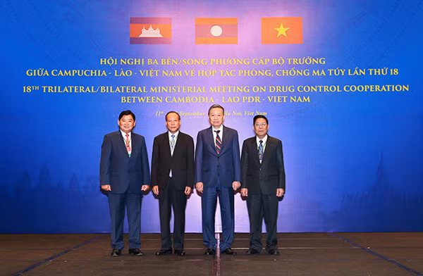 Hợp tác quốc tế đẩy lùi tội phạm ma túy -0