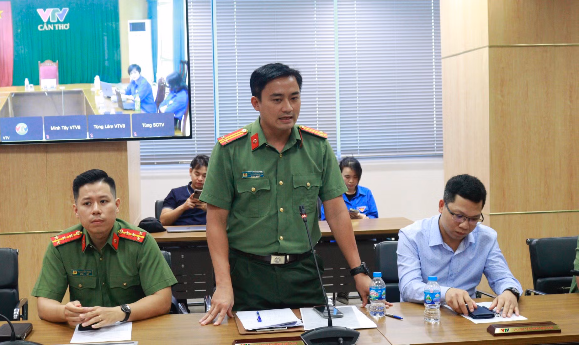 Đảm bảo an toàn cho phóng viên tác nghiệp hiện trường - 0