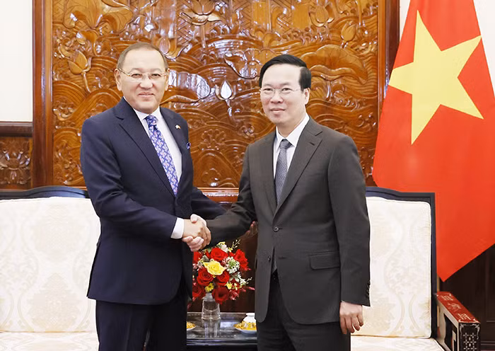 Chủ tịch nước Võ Văn Thưởng tiếp Đại sứ Kazakhstan -0