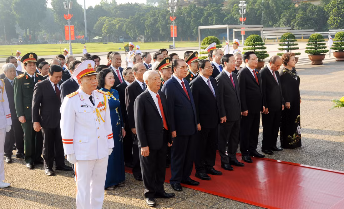 Lãnh đạo Đảng, Nhà nước vào Lăng viếng Chủ tịch Hồ Chí Minh -0