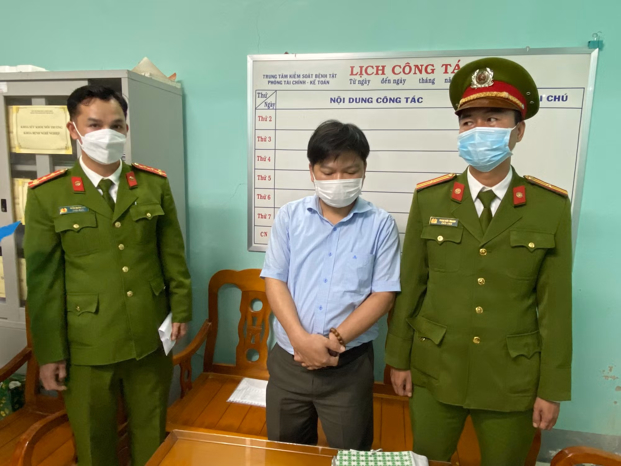 Khôi phục điều tra vụ án “Vi phạm quy định về đấu thầu