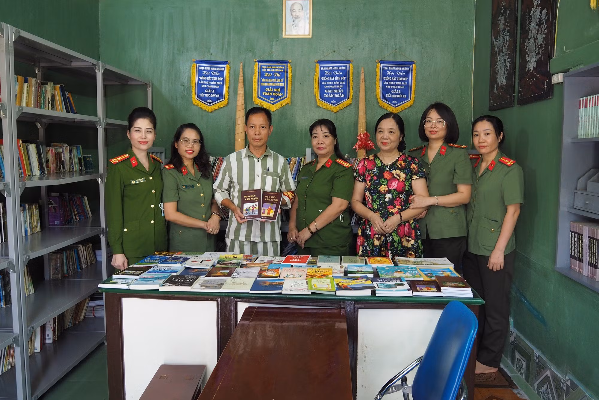 Xây dựng “Tủ sách hướng thiện”, phát triển văn hóa đọc tại các trại giam -0