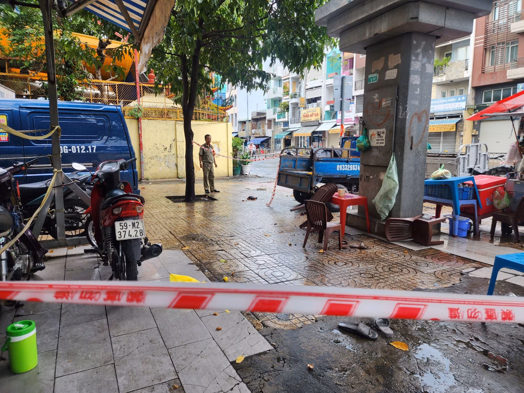 Hỗn chiến trong lúc giật 