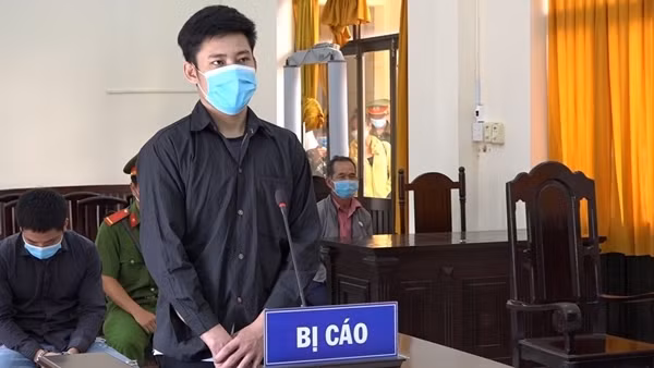 Mâu thuẫn trên mạng xã hội, nam thanh niên đâm bạn tử vong
