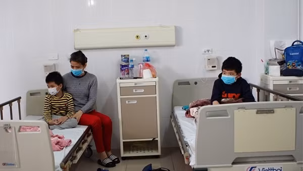 Khẩn trương hoàn thiện hệ thống, sớm cấp "hộ chiếu vaccine" ảnh 3