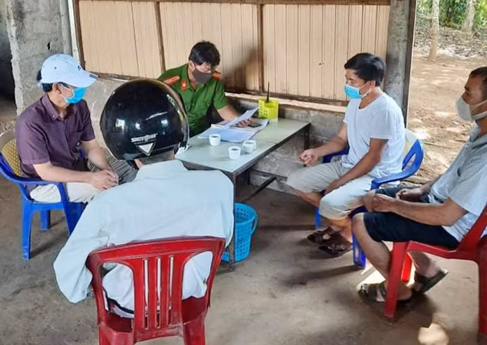 Hạnh phúc từ những việc “không tên” -0