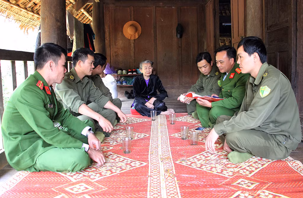 tuyen truyen.jpg -0