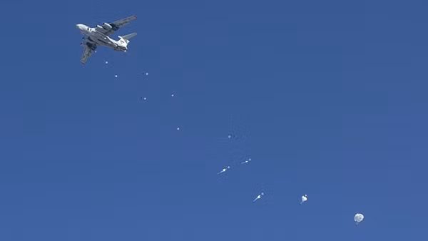 Máy bay Il-76 của Nga rơi trên đường đến khu vực gần biên giới Ukraine ảnh 3