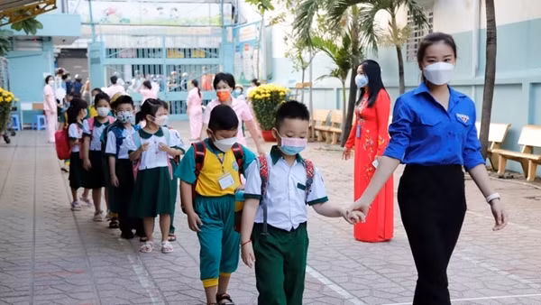 Linh hoạt thực hiện kế hoạch năm học trong điều kiện dịch bệnh phức tạp ảnh 1