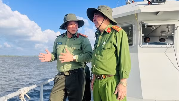 Triệt phá băng nhóm cộm cán, nhiều đơn vị Công an Trà Vinh được khen thưởng ảnh 2
