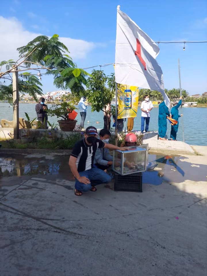 Ca nô lập úp trên biển Cửa Đại – Hội An: Đã vớt được 33 người, 11 người tử vong vẫn còn 6 người mất tích -2