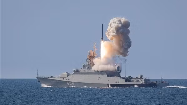 Phương Tây trừng phạt Tổng thống Putin vì chiến dịch Ukraine ảnh 2