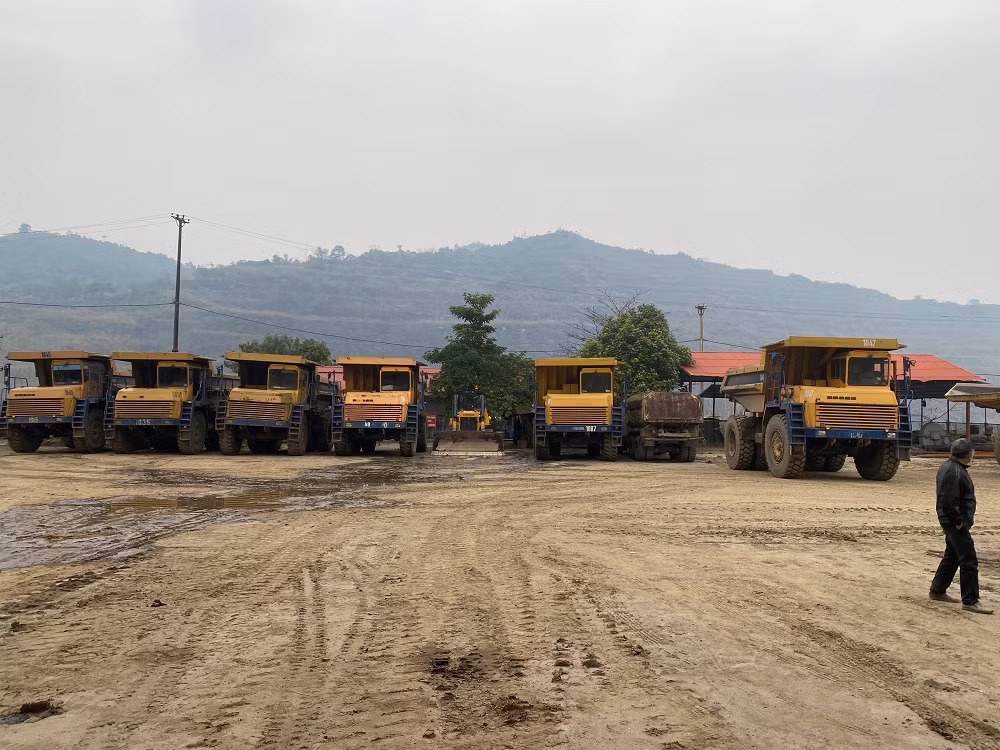 ảnh 2. lực lượng chức năng dừng và kiểm tra 6 phương tiện.jpg -0