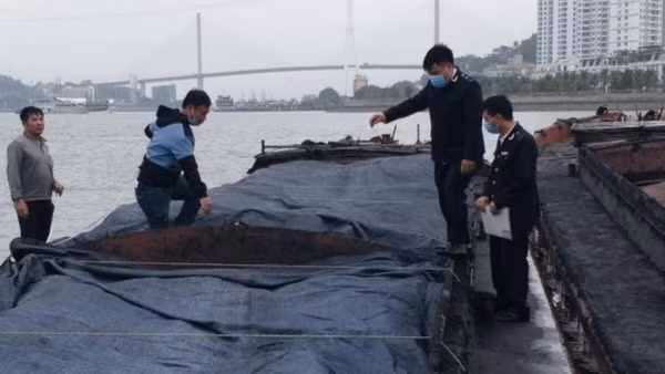 Cửa hàng xăng dầu Hương Toàn ở Huế bán xăng RON 95 kém chất lượng ảnh 5