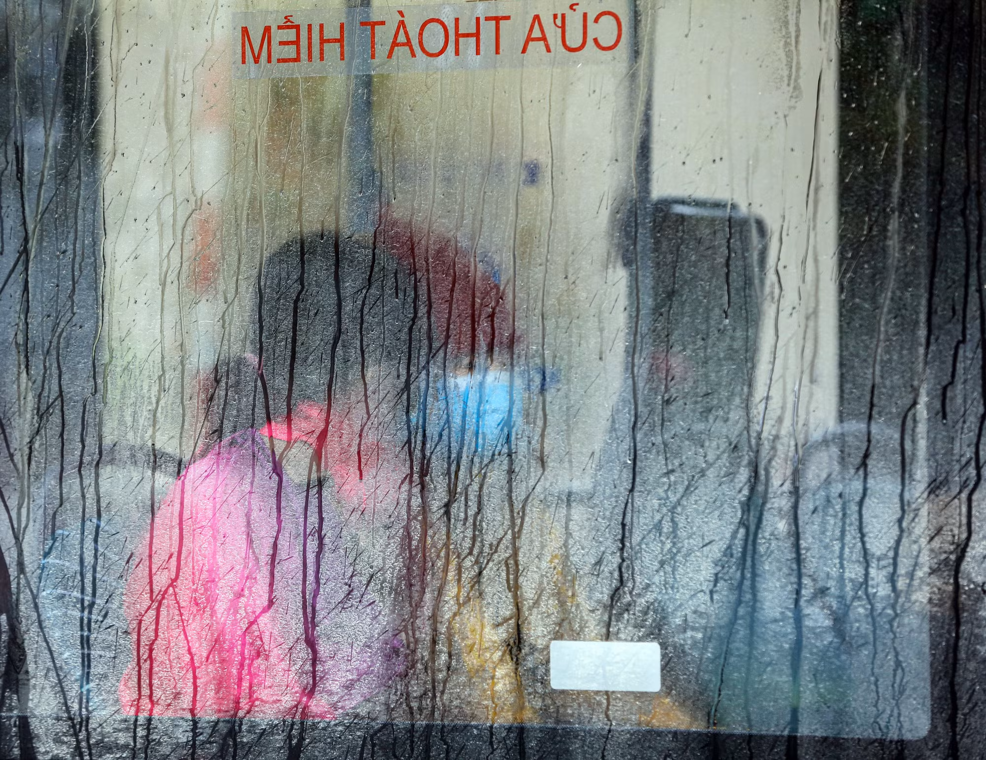 Người Hà Nội co ro trong giá lạnh tê tái -8