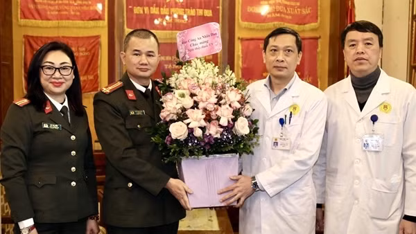Báo CAND chúc mừng Ngày Thầy thuốc Việt Nam
