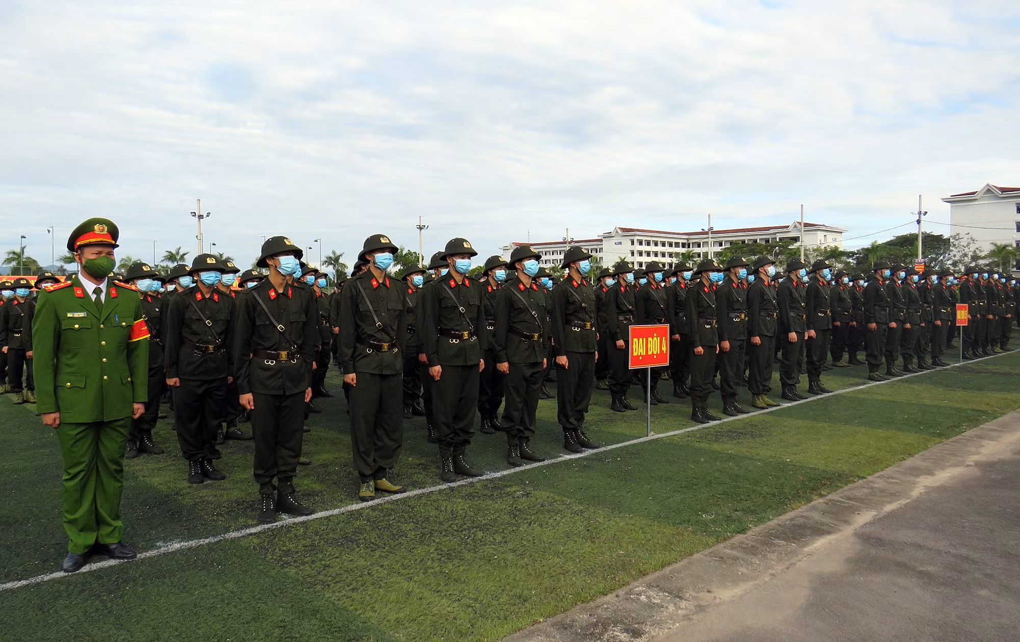 Khai giảng khóa huấn luyện 560 công dân thực hiện nghĩa vụ tham gia CAND -0