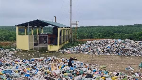 Xây công trình tiền tỉ xử lý rác rồi bỏ hoang