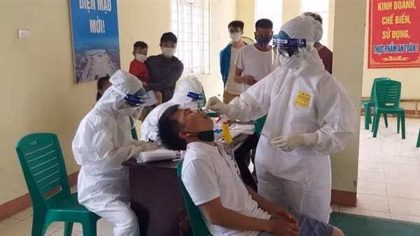 Thêm 78.795 ca COVID-19, Hà Nội gần 1 vạn ca ảnh 2