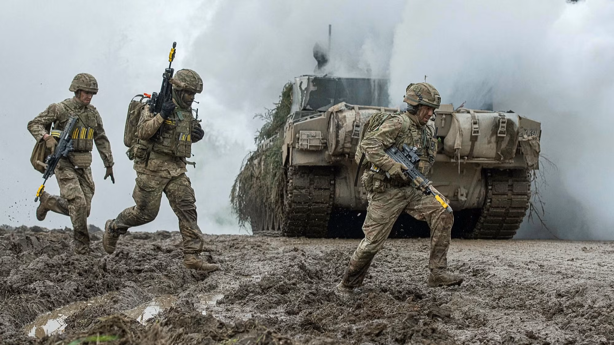 NATO, sau giấc ngủ 45 năm -0