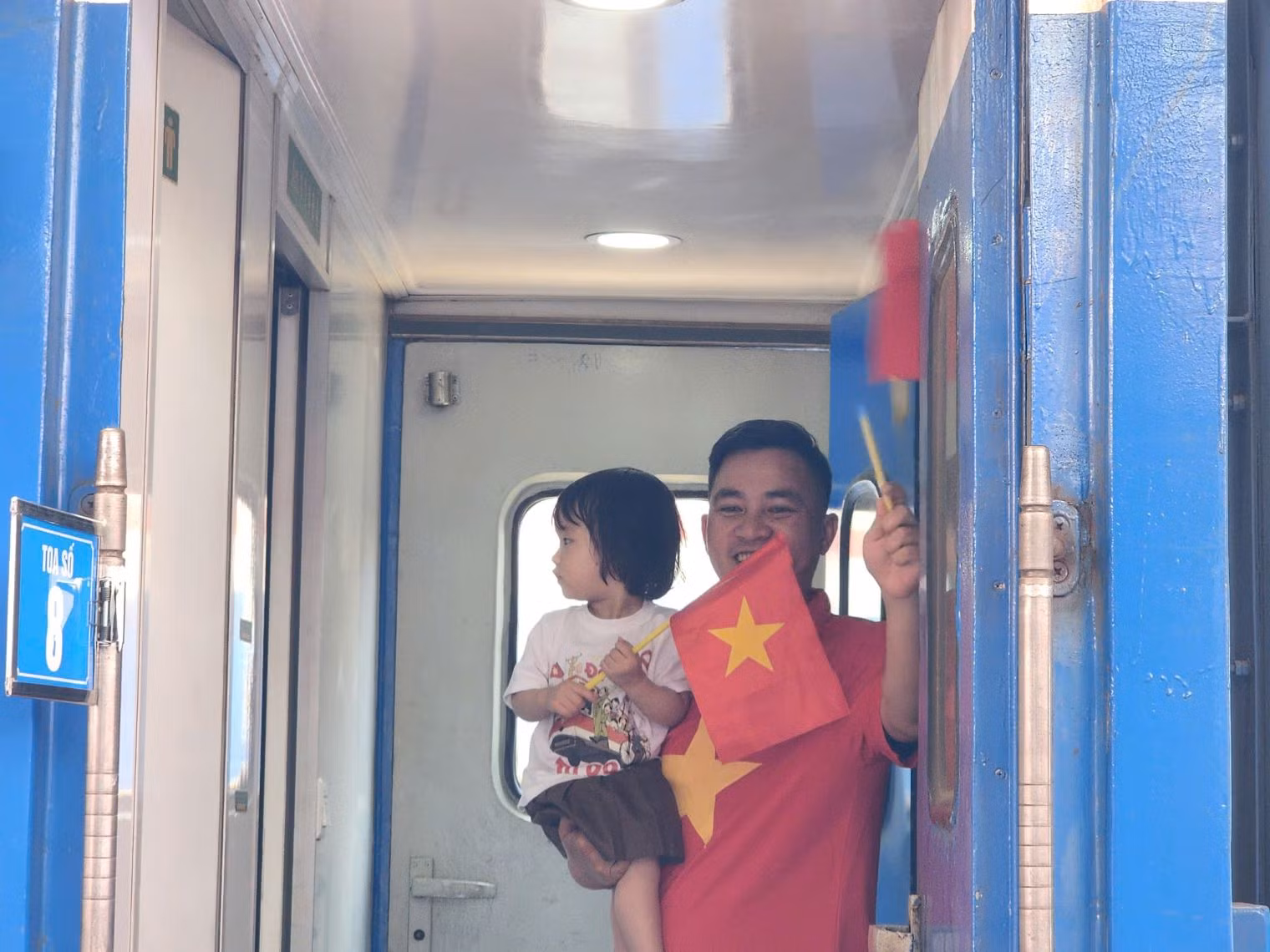 Biểu tượng của non sông liền một dải sống lại giữa lòng thành phố bên sông Hàn -1