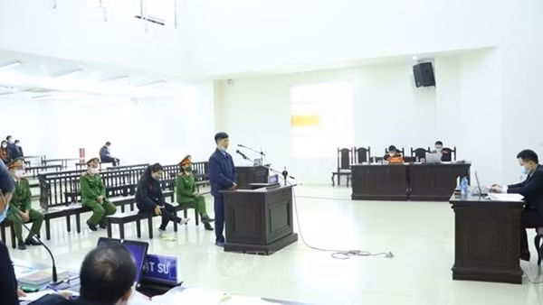 Xử lí đối tượng phát tán clip đồi truỵ qua Facebook của người nổi tiếng ảnh 3