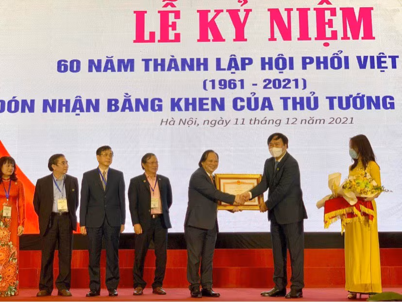 Những đóng góp quan trọng của Hội Phổi Việt Nam vào điều trị COVID-19 -0