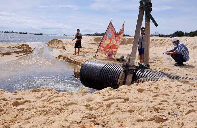 Xử phạt hai cơ sở nuôi tôm gây ô nhiễm môi trường đã được Báo CAND phản ánh -0